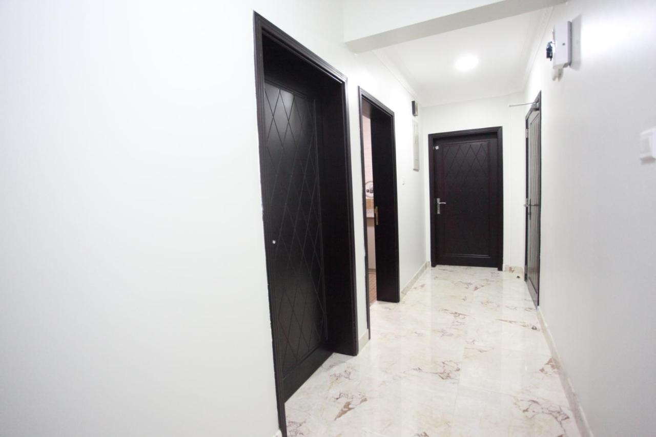 Almanzel Hotel Apartments Маскат Екстериор снимка