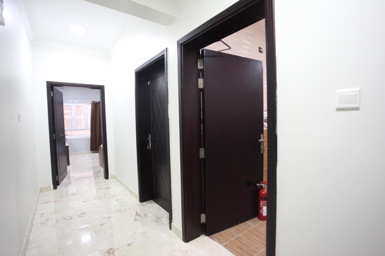 Almanzel Hotel Apartments Маскат Екстериор снимка