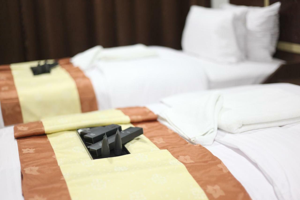 Almanzel Hotel Apartments Маскат Екстериор снимка